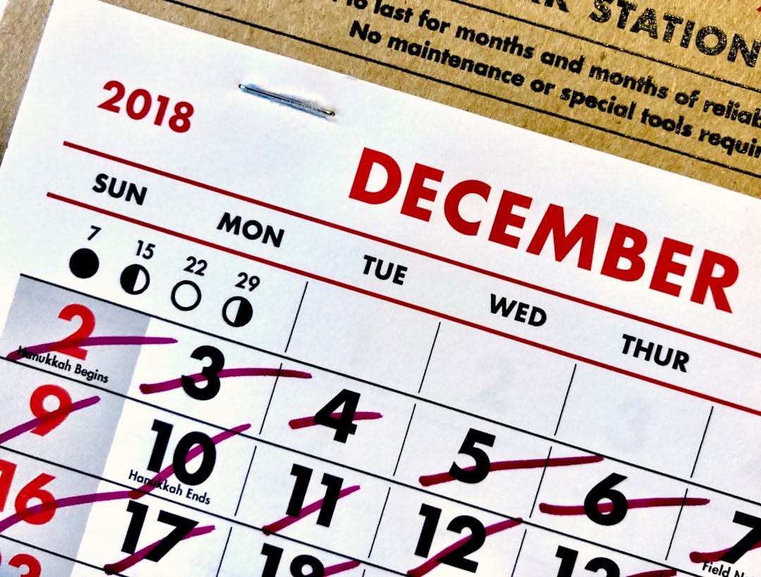 Real estate exchange timeline diagram showing 45-day identification and 180-day closing deadlines for a 1031 exchange.