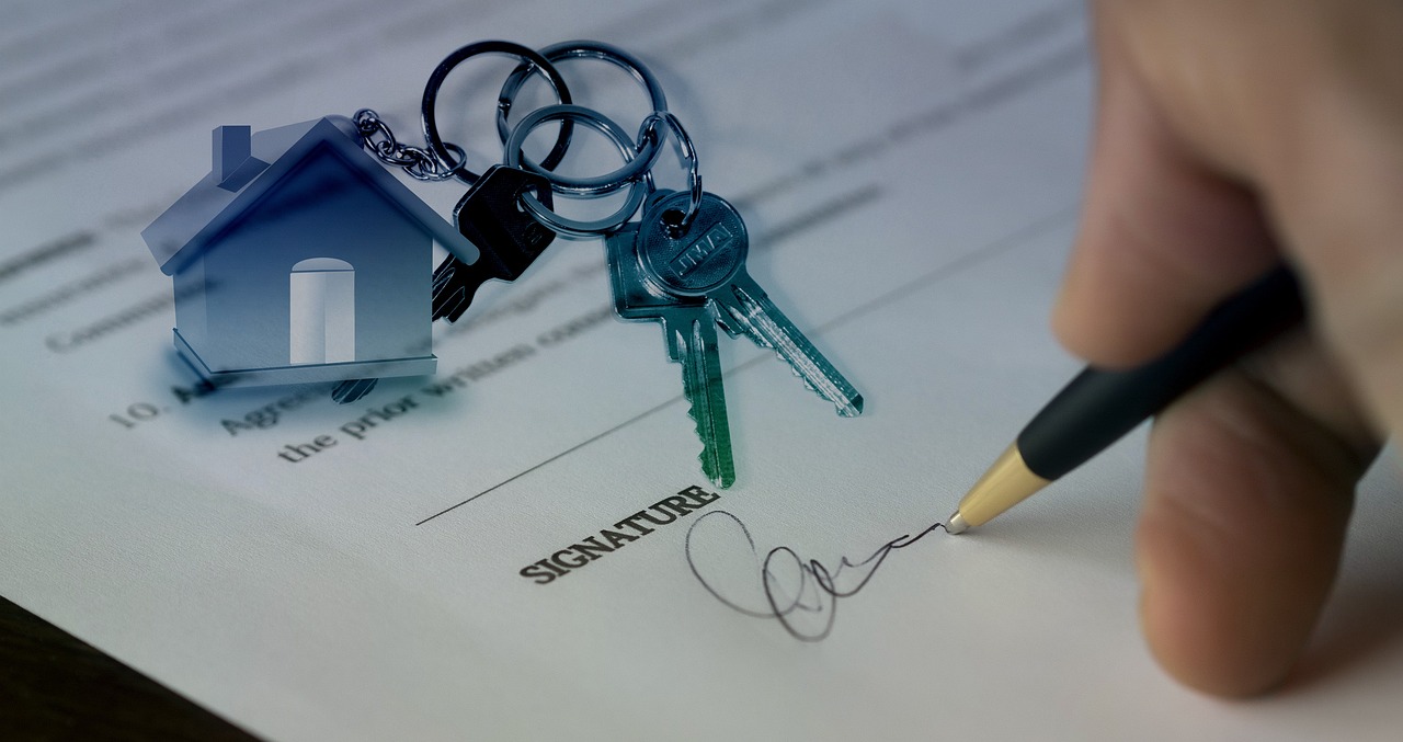 Florida homeowner reviewing property tax portability documents with a real estate agent