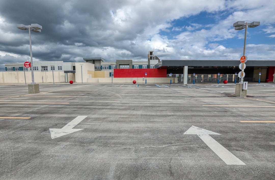 Florida industrial warehouse logistics property exterior