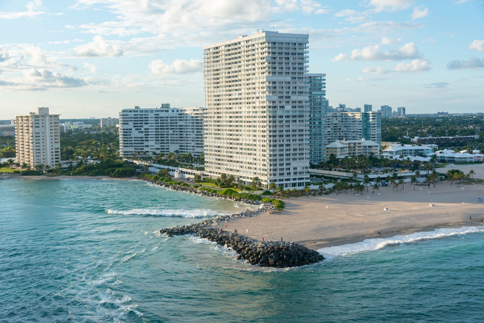 Open-air luxury retail plaza at Bal Harbour Shops in Florida