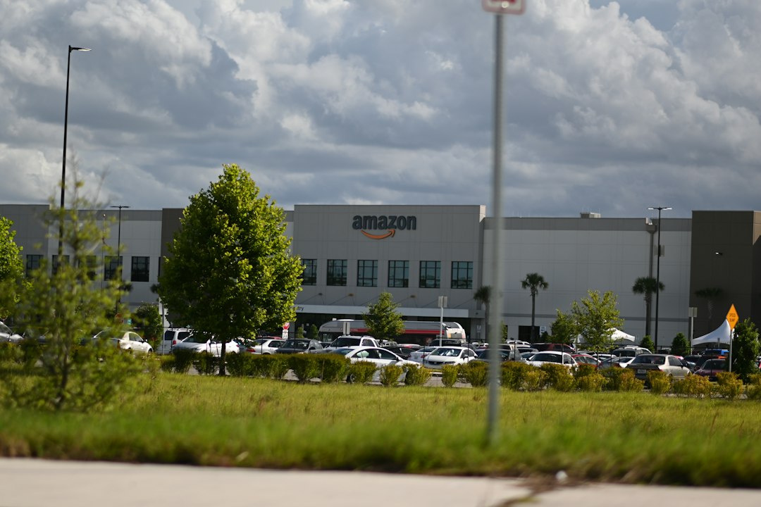 Florida retail strip center commercial lease property exterior